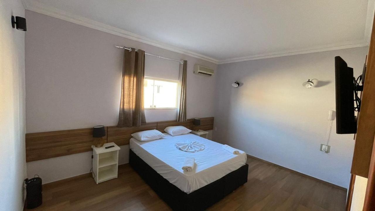 Lovely Motel - 7,5Km Do Santuario Nacional Roseira  외부 사진